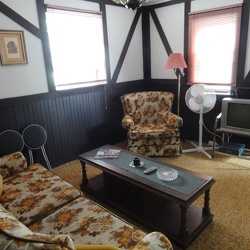 cottage-6-livingroom